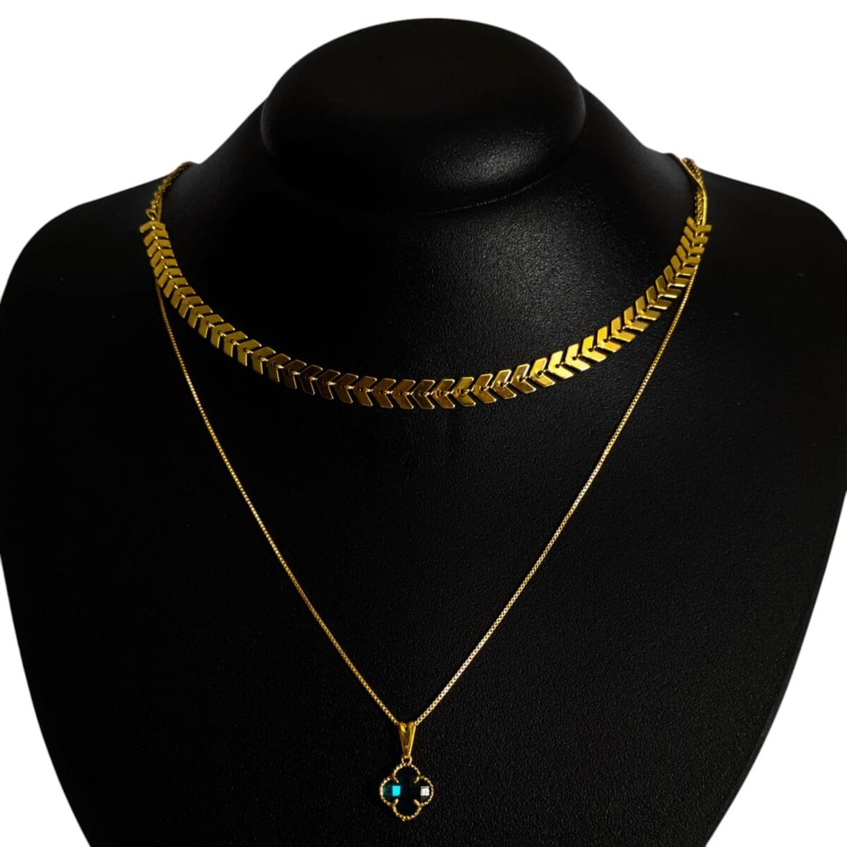 Colar Duplo Dourado Escama De Peixe e Trevo Azul Folheado