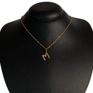 Colar Letra M Dourado Cravejado Folheado