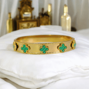 Bracelete Aço Cirurgico Cinco Trevo Verde Dourado