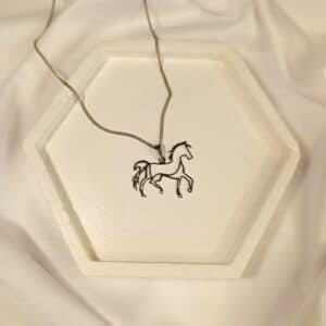 Corrente Cavalo Vazado Prata Aço Inoxidável