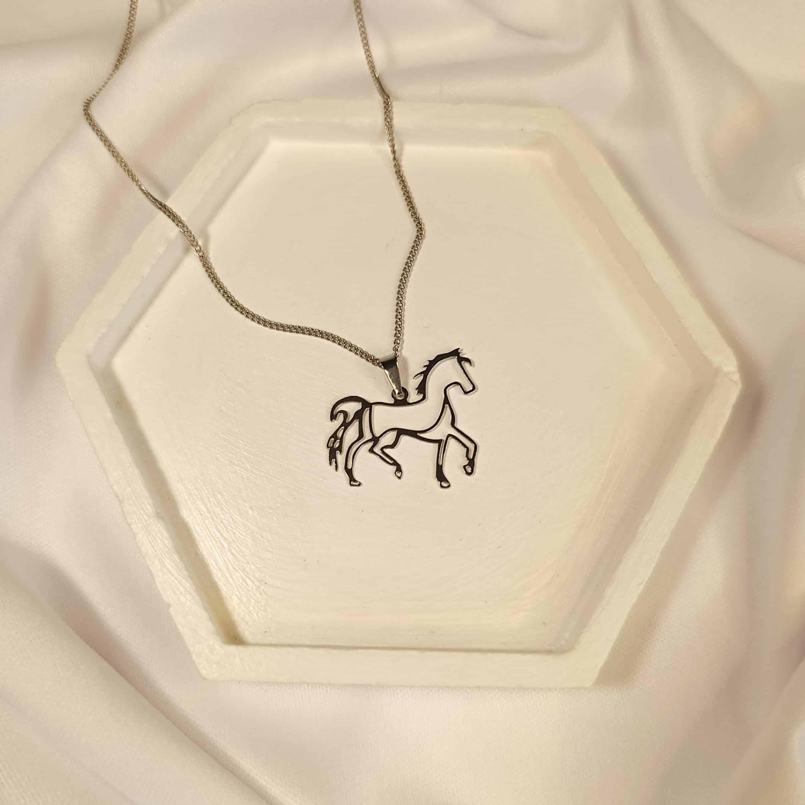 Corrente Cavalo Vazado Prata Aço Inoxidável