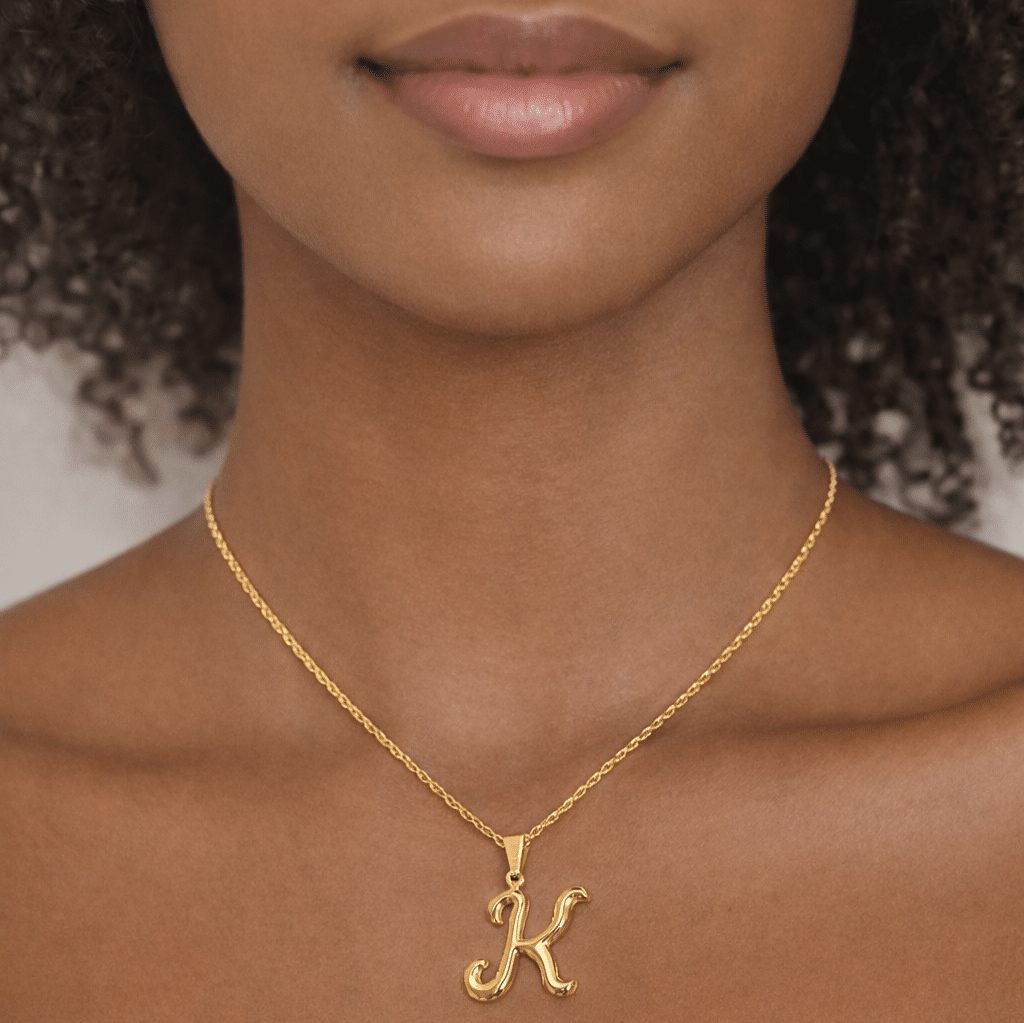 Colar Letra K