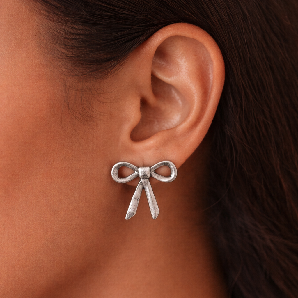 Brinco Laço Prata Velha Folheado