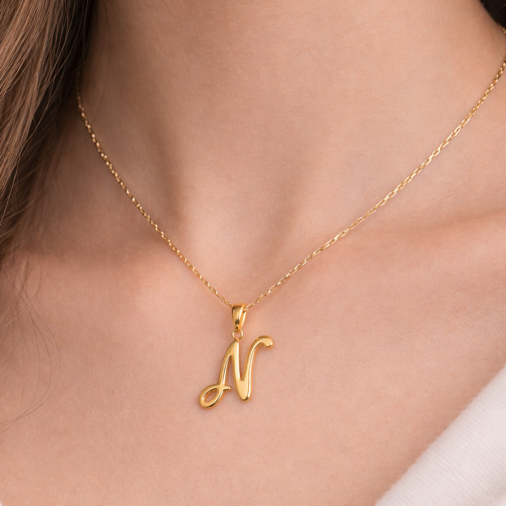 Colar Letra N Dourado Folheado
